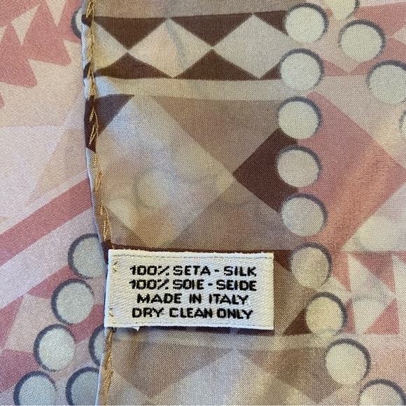 Victor&Rolf silk pink chocolate cameo print scarf - Picture 5 of 5